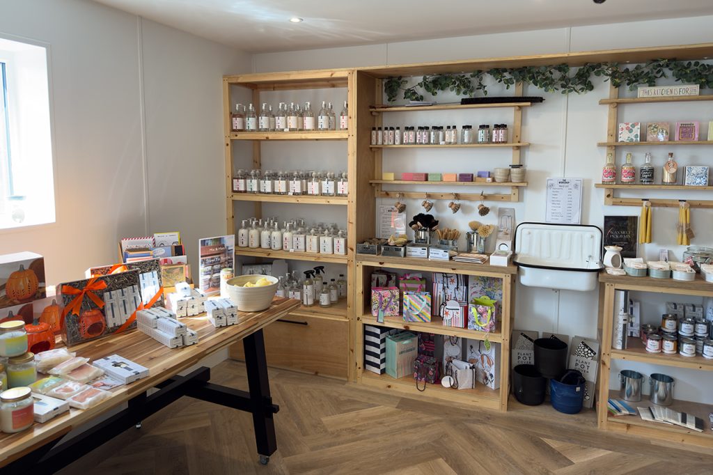 Local Hero auf der Insel Lewis: Megan Macdonald und ihre „Sandwick Bay Candles“, Foto GOEDE